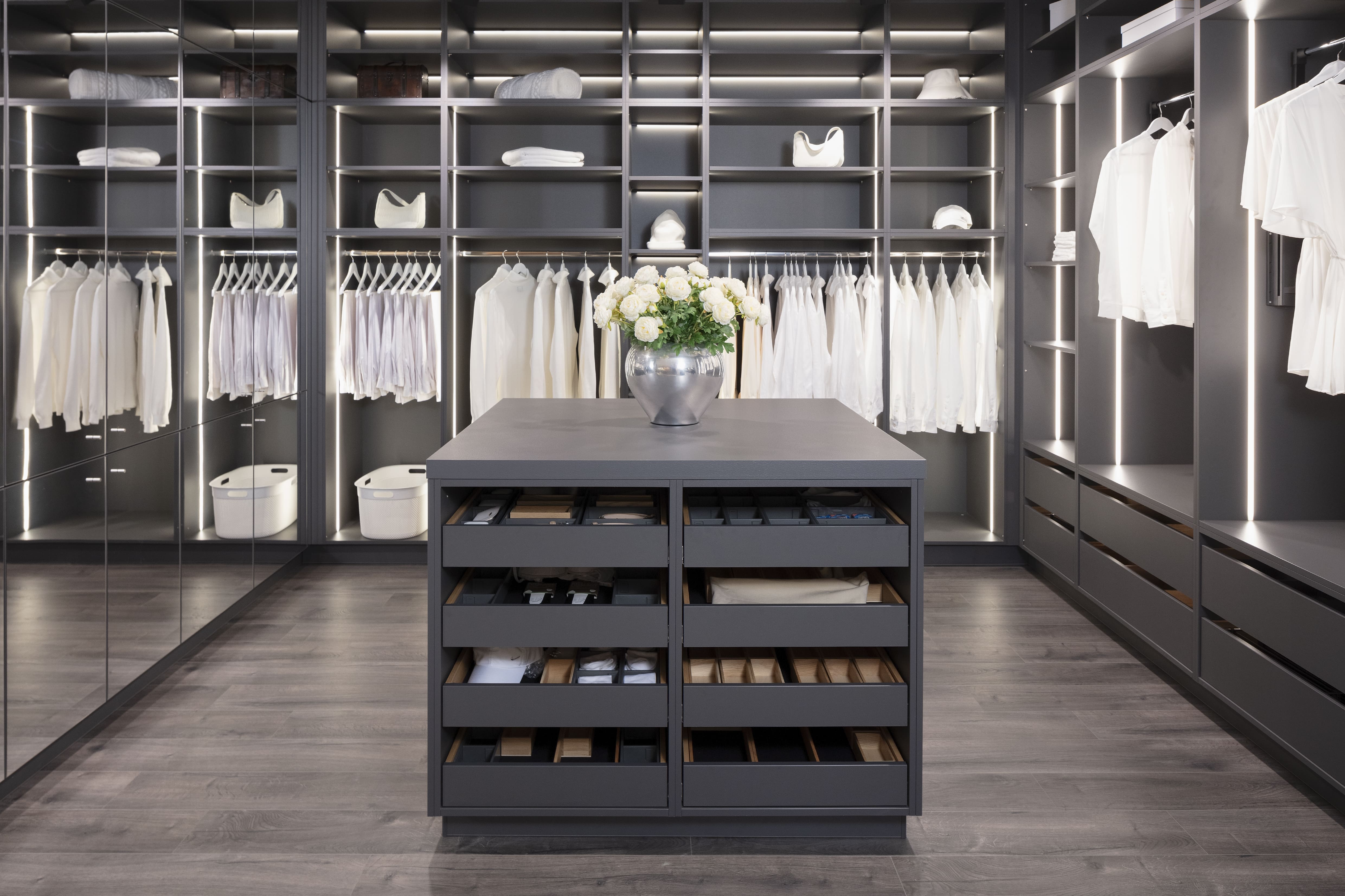 BALLERINA Garderoben- und Ankleidemöbel Schrank Kommode