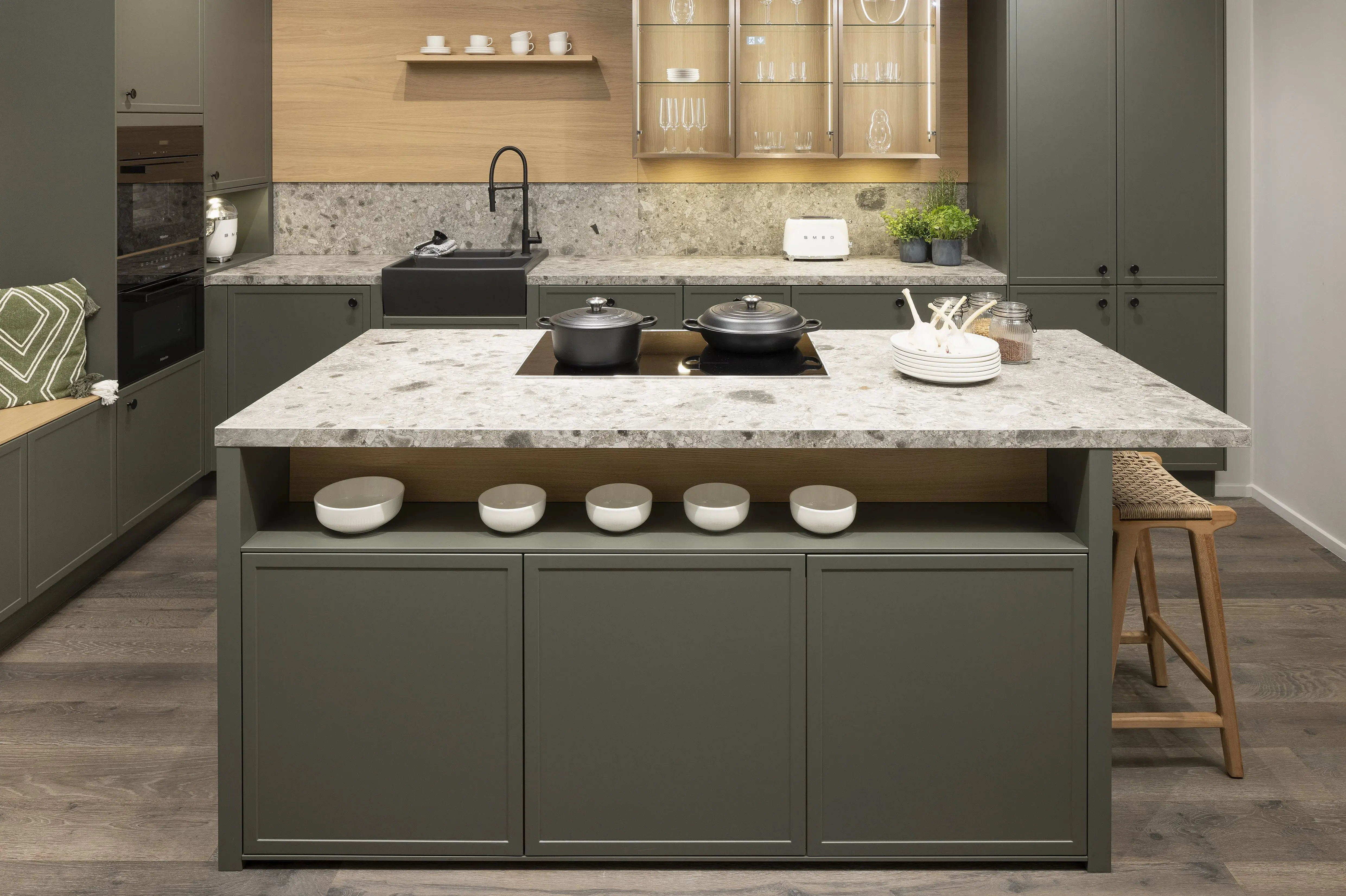 HÄCKER Systemat moderne Landhausküche