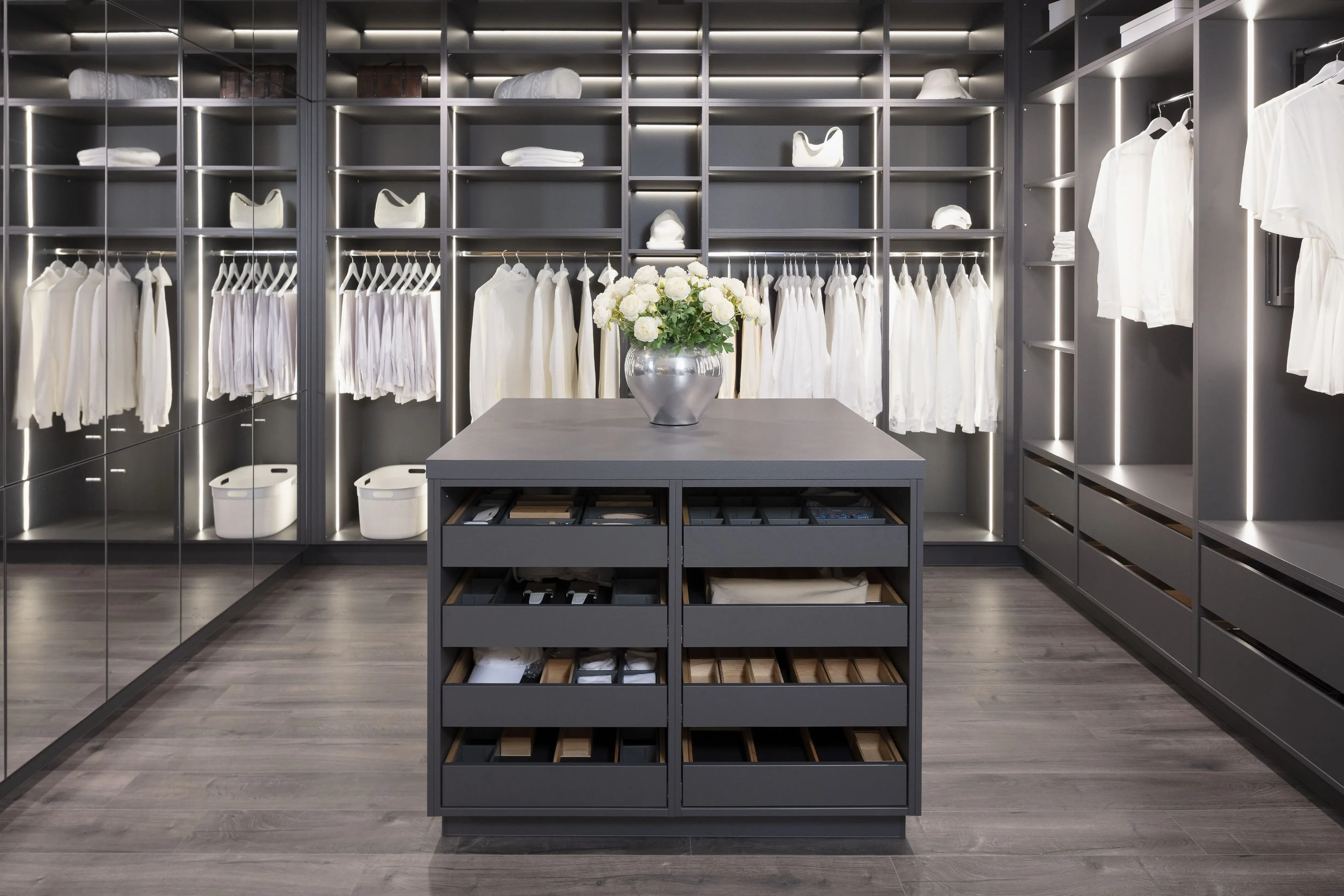 BALLERINA Garderoben- und Ankleidemöbel Schrank Kommode